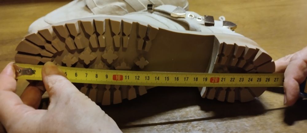 Śliczne nowe buty botki wiosna lato jesień nr 39
