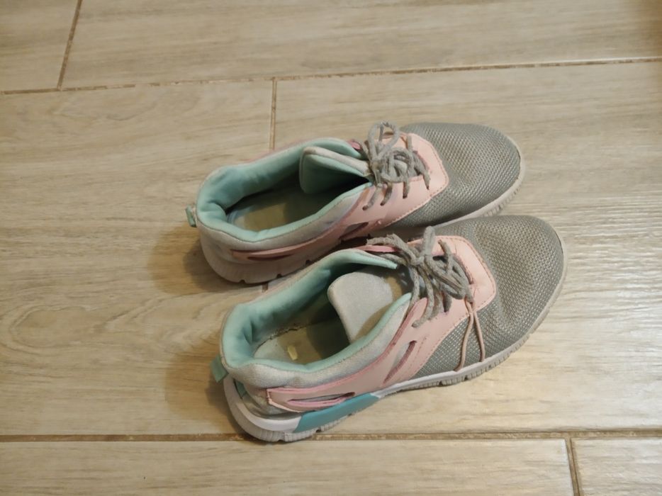Adidasy.buty sportowe 34-35.wkladks 21,5 cm vm