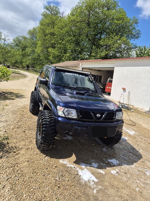 Nissan patrol gr y61