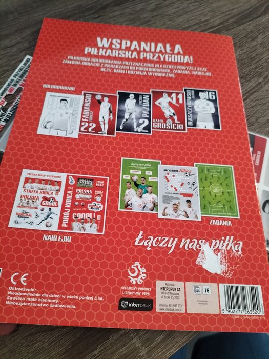 Malowanka i naklejki z piłkarzami