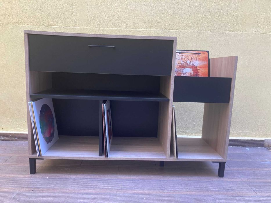 Movel para vinis / Vinyl Furniture Unit