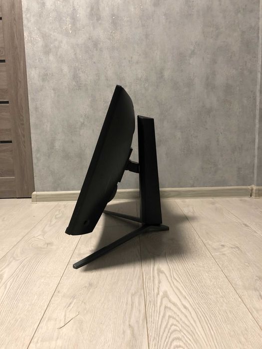 Монітор MSI MAG 27CQ6PF / 27" / QHD / 180hz / VA / 	0.5 ms / Curved