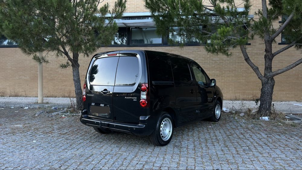 Peugeot Partner 1.6 hdi 3 lugares  ( VENDIDA )