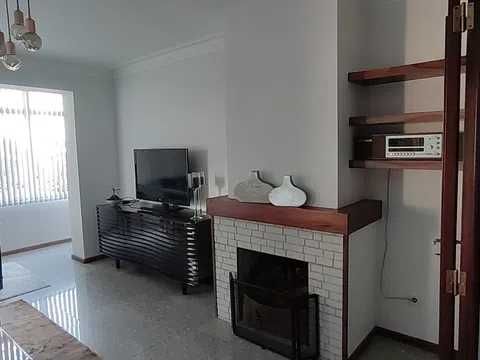 Quarto individual, arrendar a estudantes ou trabalhador(a)