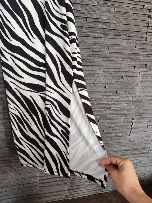Sukienka prążek elastyczna zebra S/M