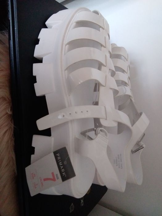 Sandálias brancas 40 NOVAS