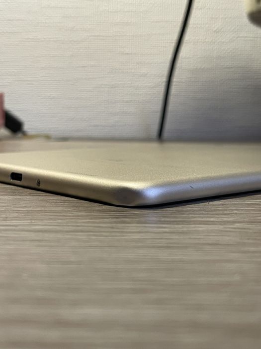 ТЕРМІНОВО продам Xiami Mi Pad 2 2/16