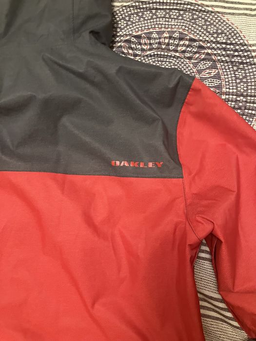 Технологічна мембранна курточка Oakley — zdjęcie 4