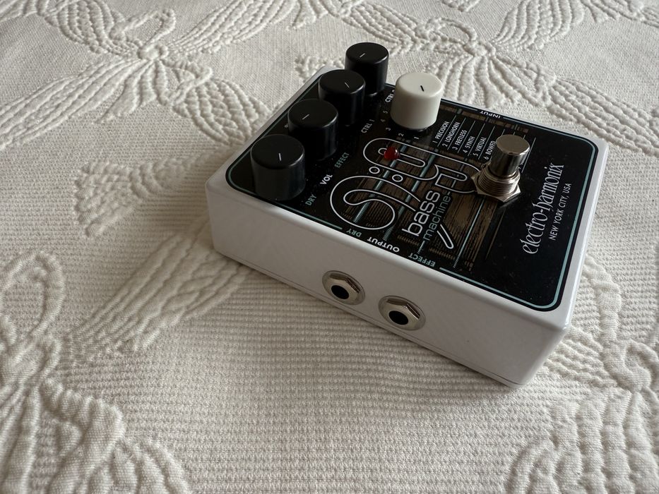 【中古美品】Electro-Harmonix Bass Machine9　正規品 Pedal Electro-Harmonix BASS9 Bass Machine – Pouco uso, excelente