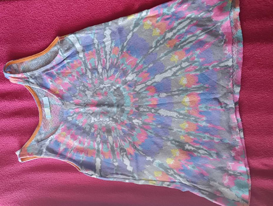 Top Deeply de malha colorido