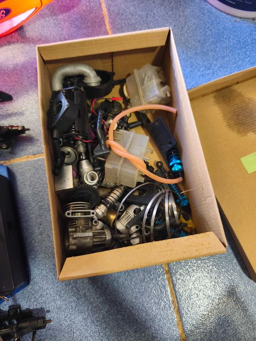 RC nitro algum material