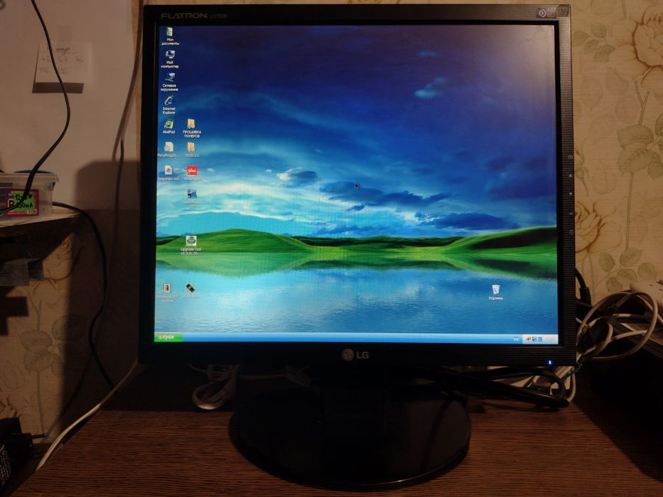 Монитор LG Flatron L1753S