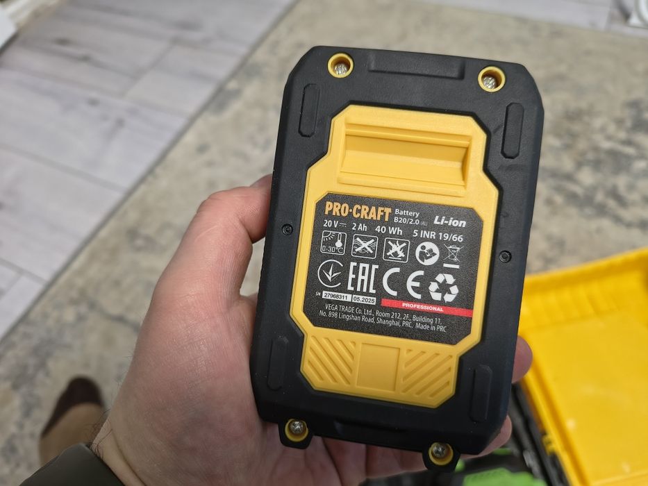 Шуруповерт Procraft PA18Pro DFR (з 1 АКБ 2Аг)