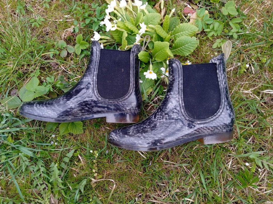 Силіконові чобітки  37  розмір.