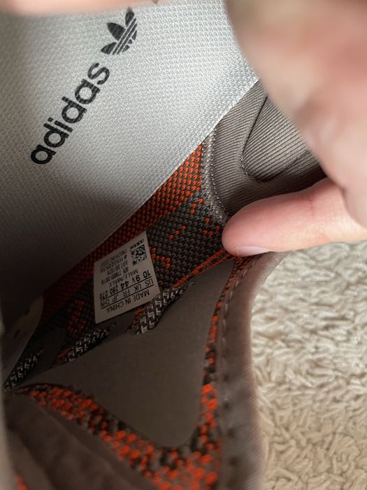 Adidas Yeezy Boost 350 V2, rozmiar 44, nowe, pudełko orginalne