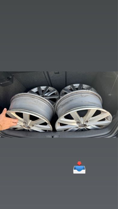 Golf 6 1.6 TDI de 2009 highline looks GTI (valor negociavel)
