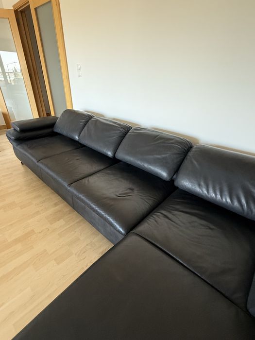 Sofá de 4 lugares com Chaise Longe Preto