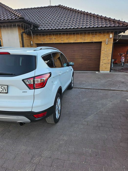 Ford Kuga 2.0 TDCI 2019 rok.