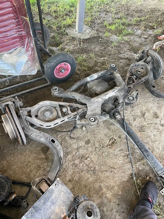 задняя подвеска BMW X3 E83 (2003-2010)