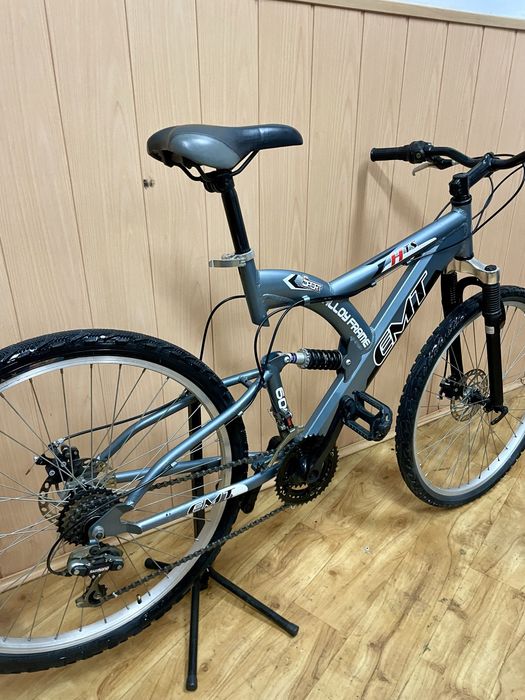 Bicicleta Emt roda 26