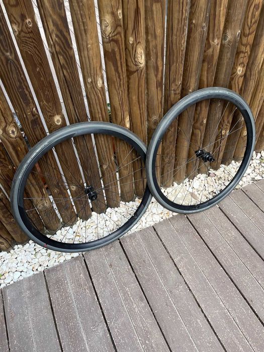 Rodas alumínio syncros RP 2.0 Disc pneus SCHWALBE ONE 28x1.10 700x28C