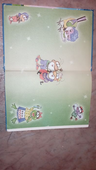 Пригоди комах, книга дитяча