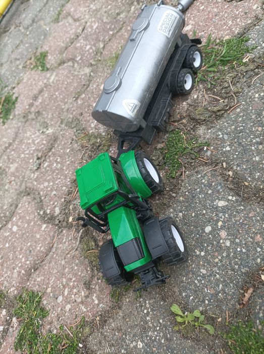 OKAZJA!!!Zielony traktor zabawkowy ciągnik dla dzieci