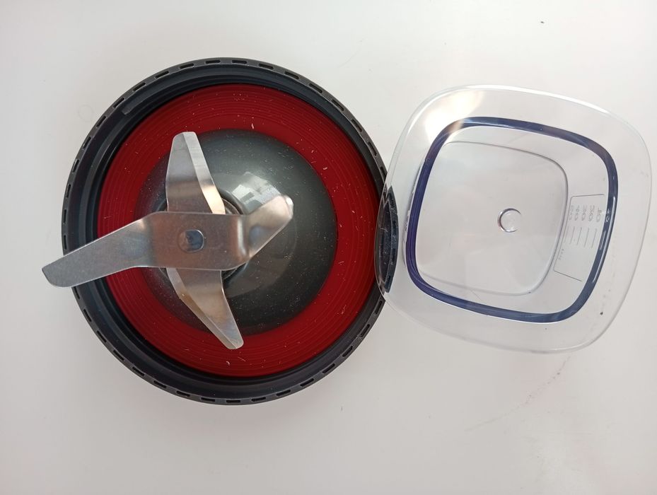 Philips (HR3020/20) Serii 5000 Blender, Silnik ProBlend Plus 1000W 2L