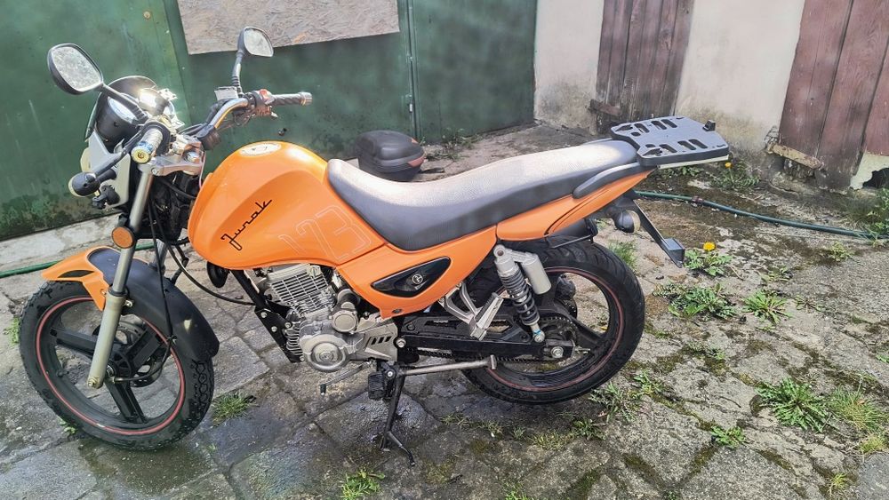 Motocykl Junak 123