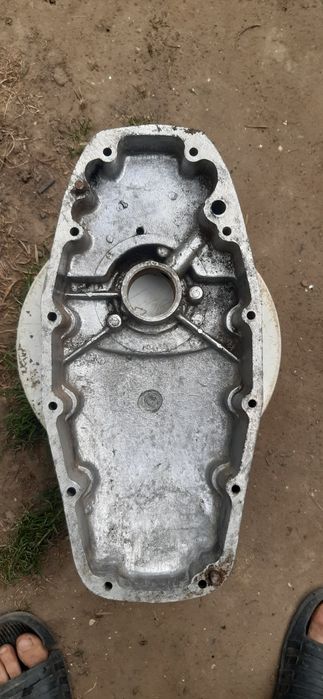 Кришка картера мт Днепр