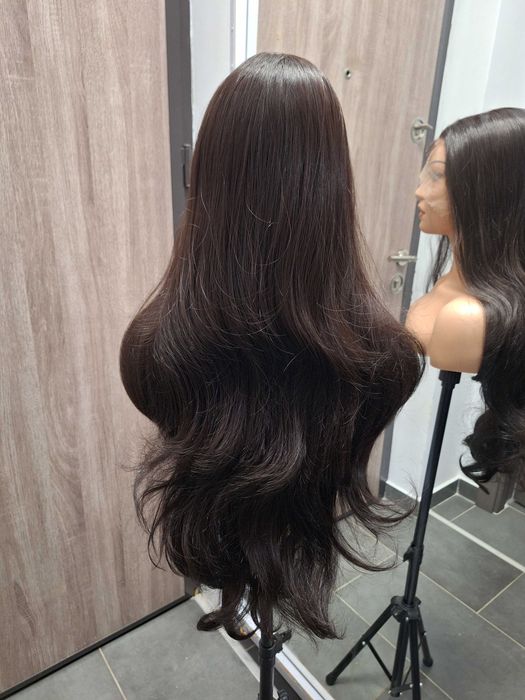 Długa Falowana Ciemna Peruka Na Koronkowej Siateczce Lace Front Wig