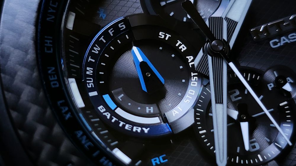 Relógio Casio G-Schock  MTG B1000 Limited Carbon
