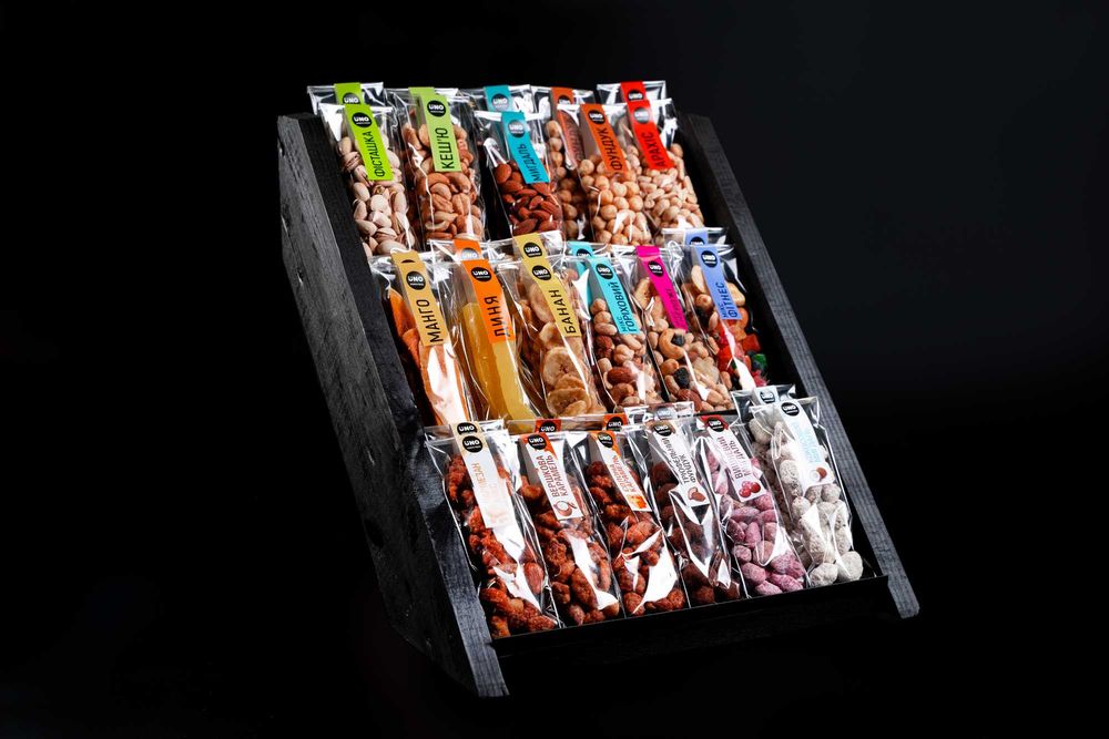 Полиця з горіхами та сухофруктами для кав’ярні UNO Start Black