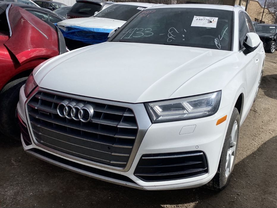 Бампер Audi Q5 80A FY Передній бампер в зборі Оригінал LY9C Розборка Ку5 80А