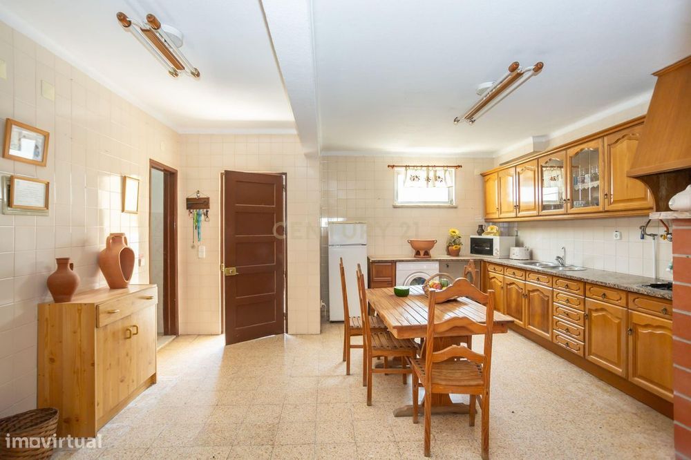 Espetacular Moradia T4 na Moita com Garagem