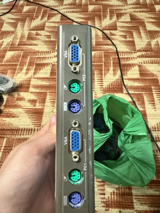 KVM Свич на 4 ПК (DKVM-4K)