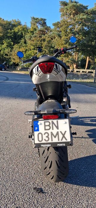 Triumph Trident 660 Tribute Edition