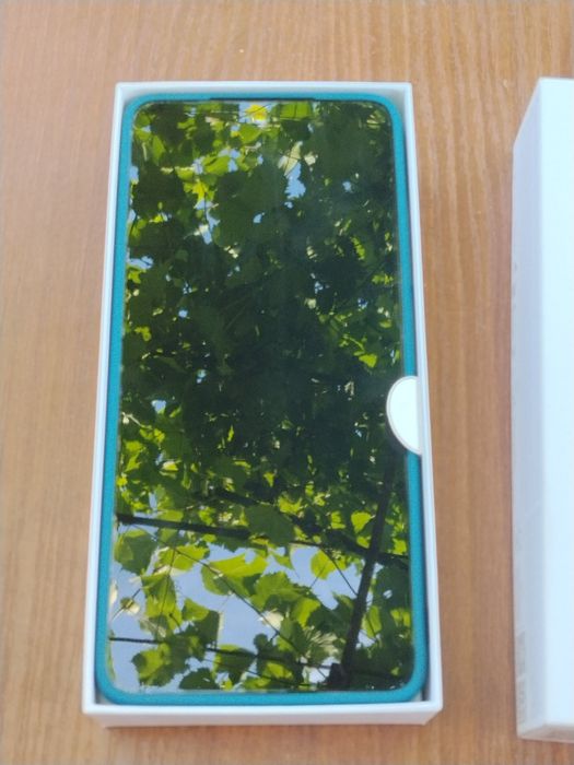 Смартфон Motorola. Moto g57 power.