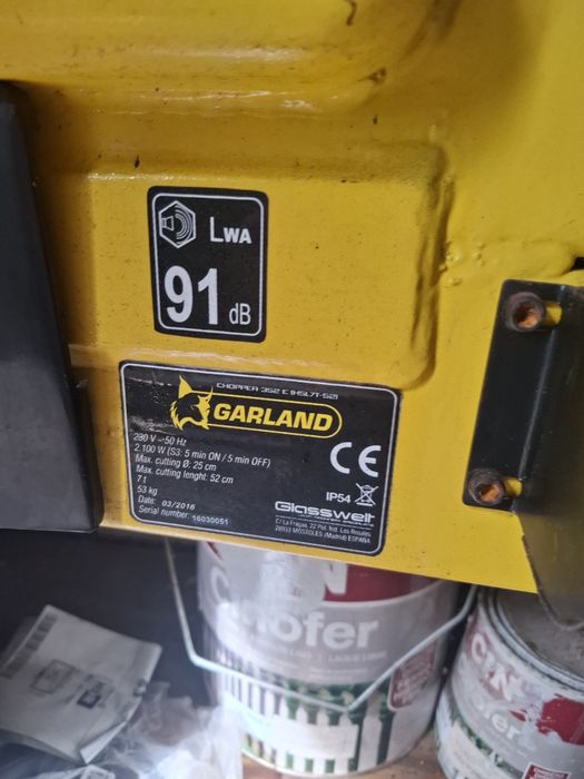 Maquina de rachar lenha