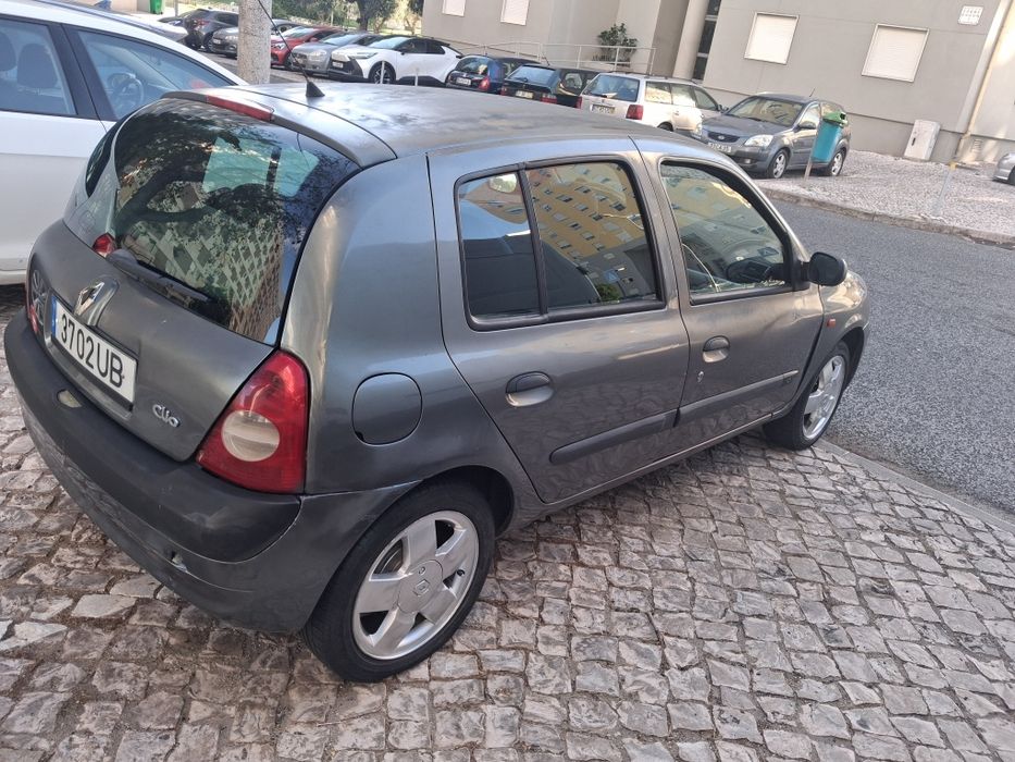 Vendo Renault clio em bom estado