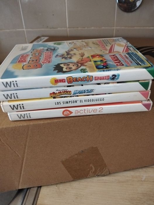 Consola wii com 25 jogos