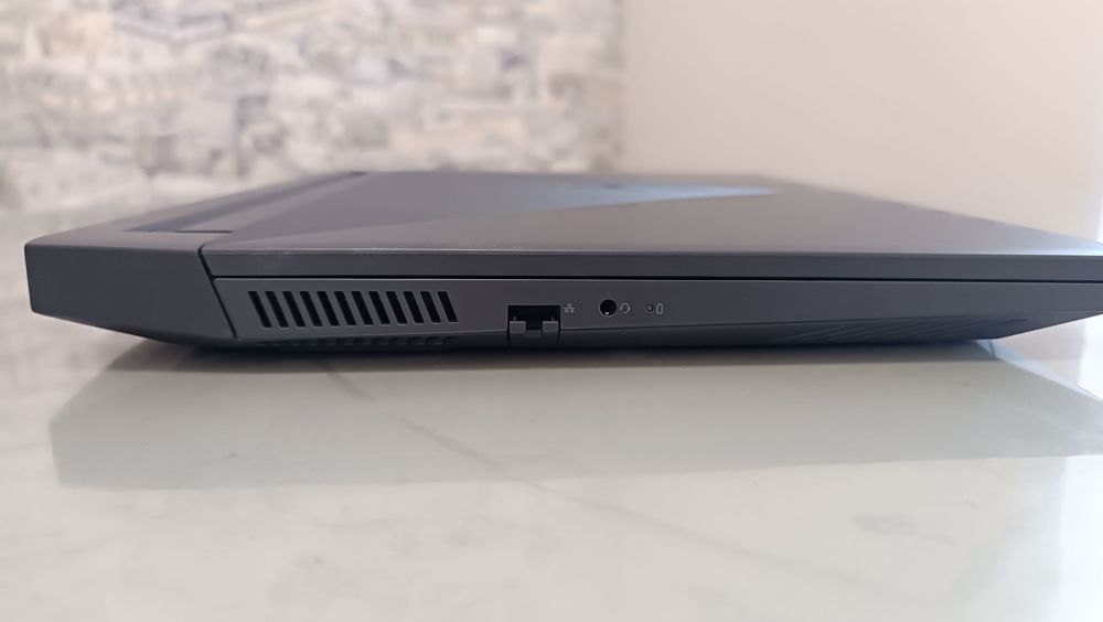 Ноутбук Dell G15 5511 / i7-11800H / RTX 3060 / 32GB RAM / SSD 512GB