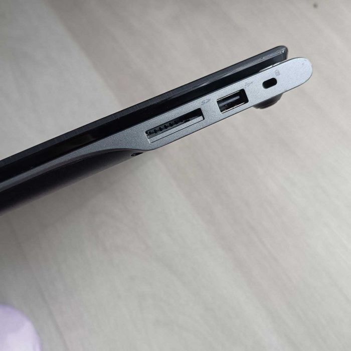 Нетбук Acer Chromebook C740 ZHN / 11.6"