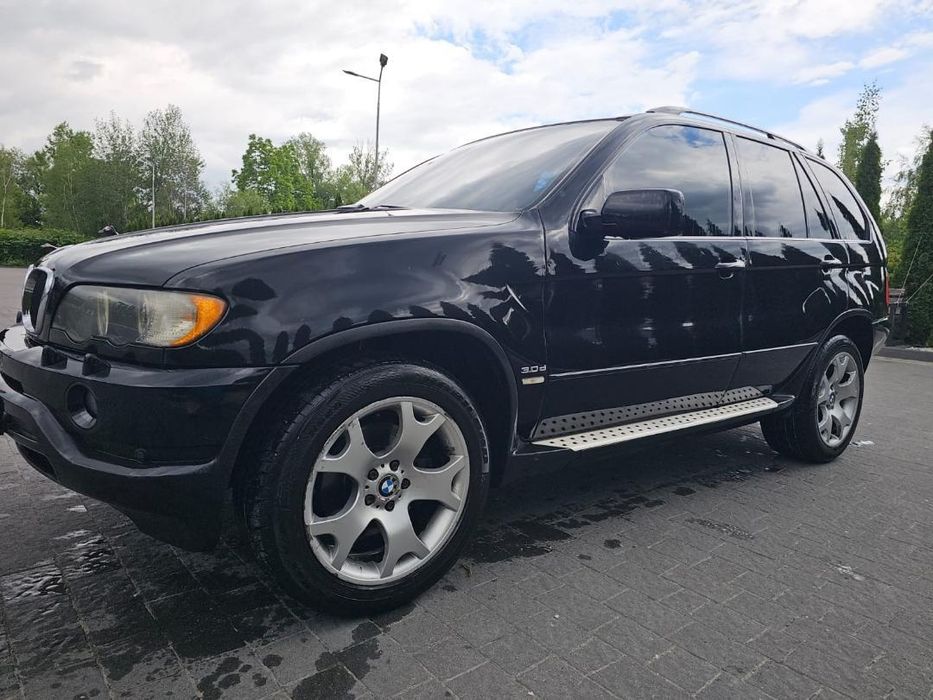 Продам BMW X5 E53