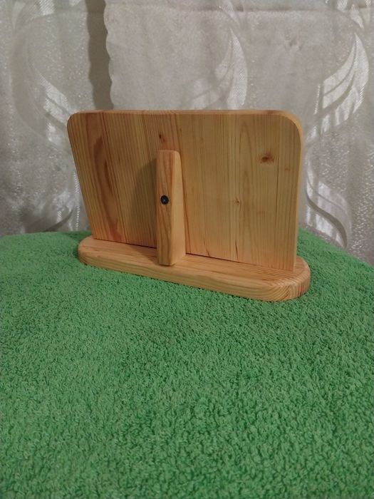 Подставка под планшет ( телефон)