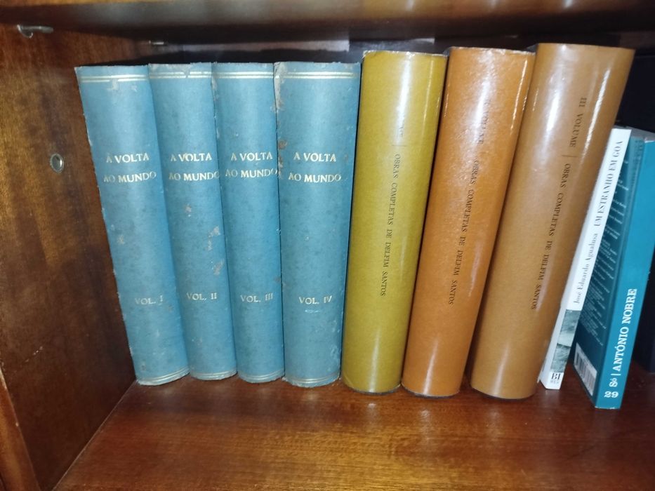 Vendo livros variados 5