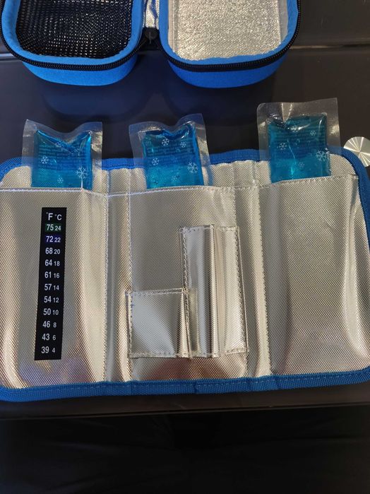 Estojo isotérmico para insulina com 3 sacos de gel