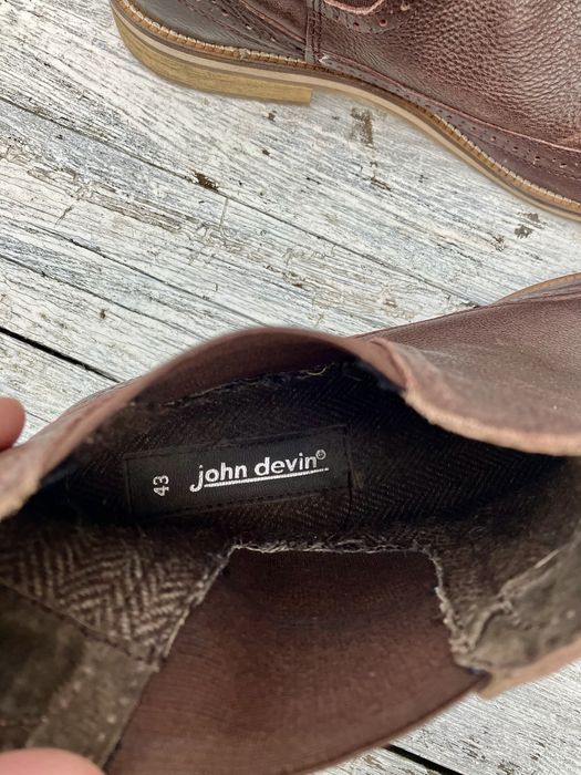 Продам ботинки мужские