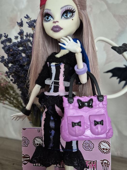 Кетрін Де Мяу Монстер хай