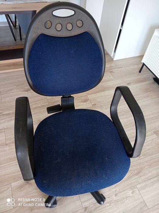 Fotel komputerowy